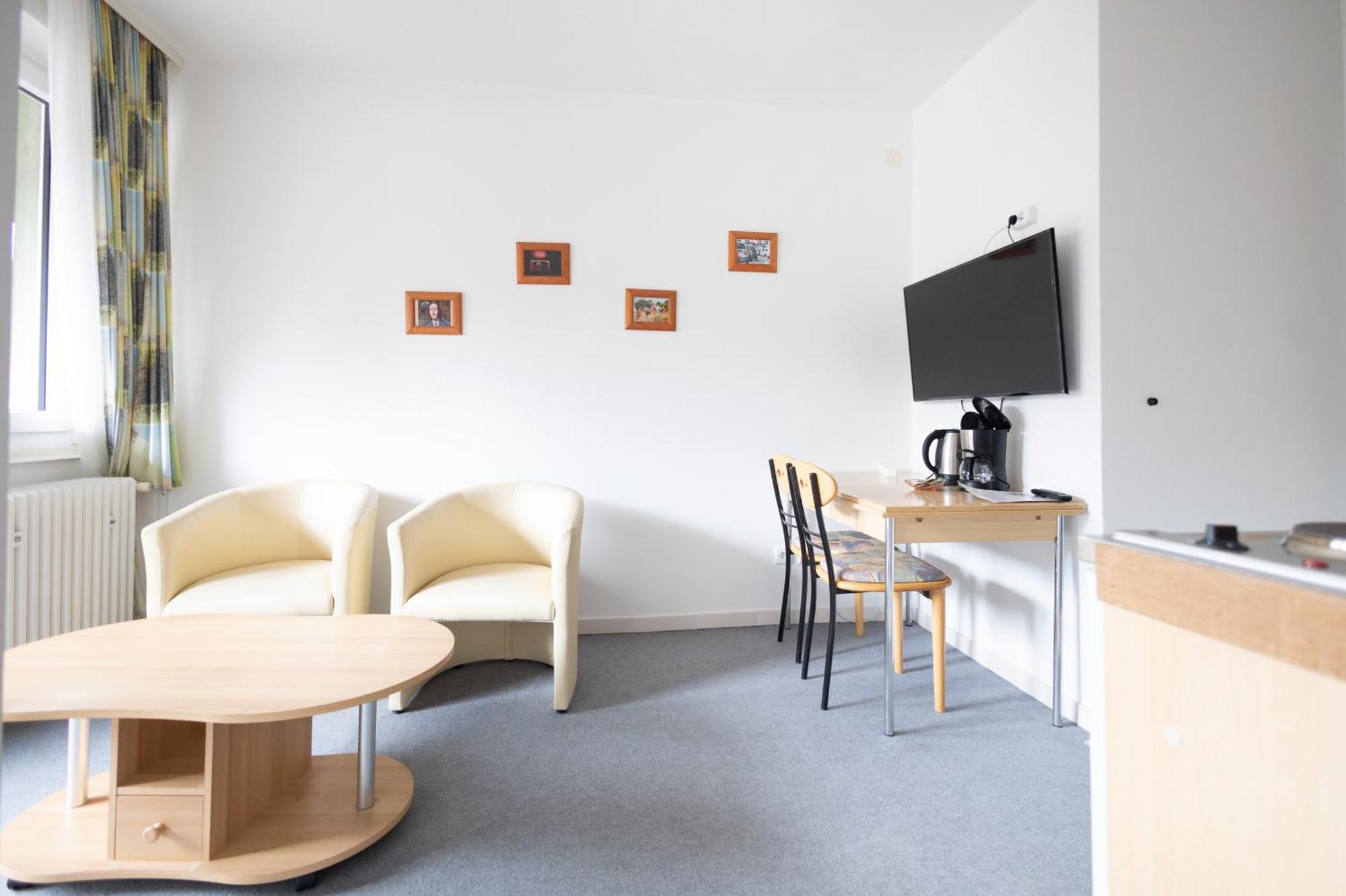 Apartmenthaus Am Waldrand- Kueche - Fruehstueck - Balkon Вільдеманн Екстер'єр фото
